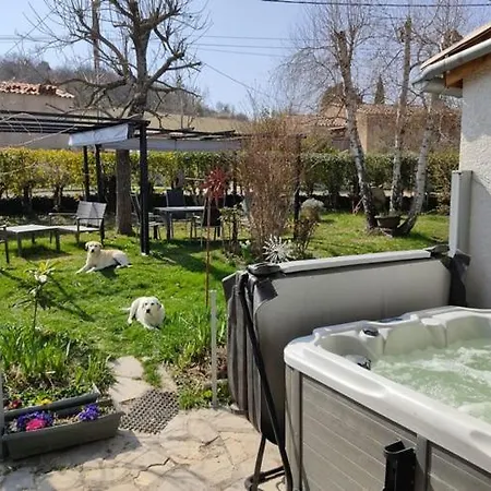 Сasa de vacaciones Villa Avec Jacuzzi En Provence *